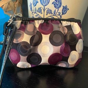 Authentic Coach Outlet wristlet
